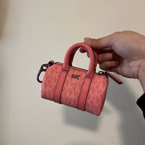 Michael Kors Micro Duffle Keychain - Picture 1 of 3